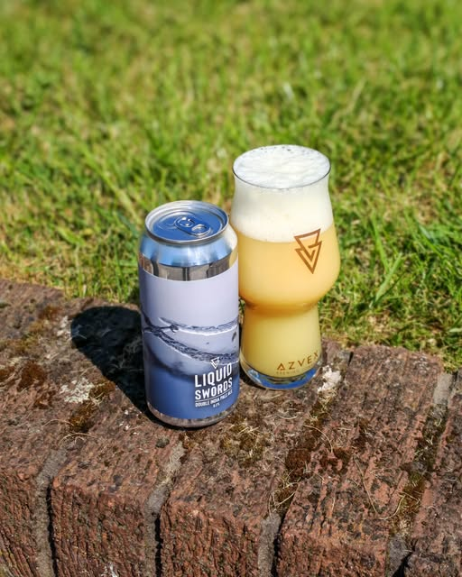 Liquid Swords - Azvex Brewing Company IPA - Imperial / Double New England / Hazy 440ml