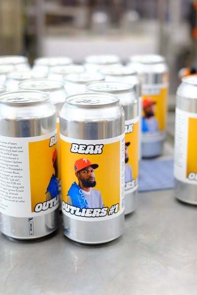 Outliers #1: Concrete Blues - Beak Extra Special / Strong Bitter 440ml