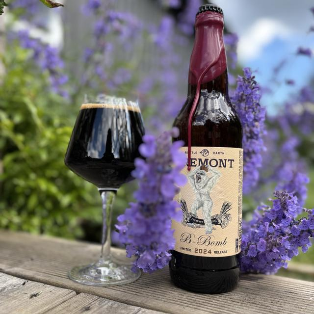 B-Bomb (2024) - Fremont Brewing Winter Ale 650ml